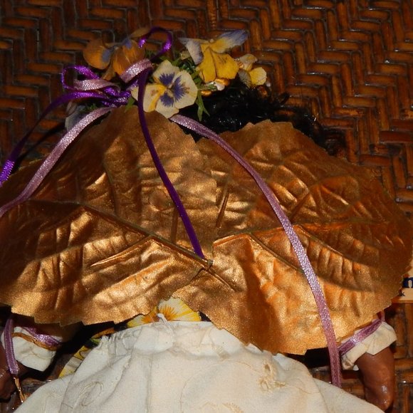 Artisian "Patsy" Pansy Flower Angel OAK Handmade with Love in 1996 - Picture 6 of 16